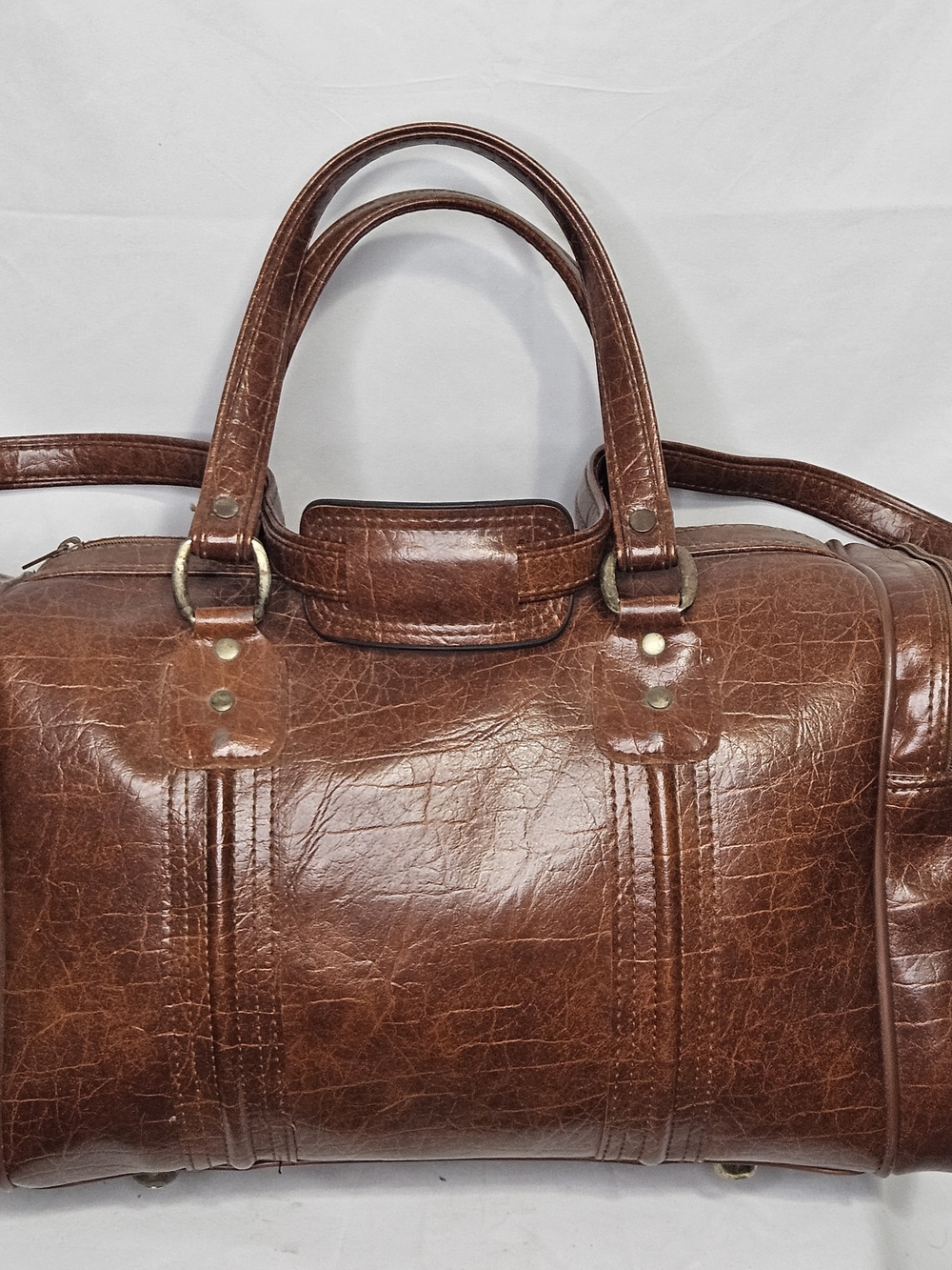 VTG 1970s F.W. Woolworth Faux Aligator Leather Suitcase Carry On Duffle 18" Bag